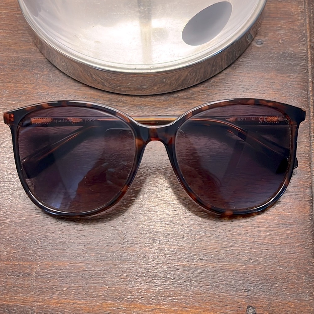 Kate Spade ♠️ Lauriane sunglasses